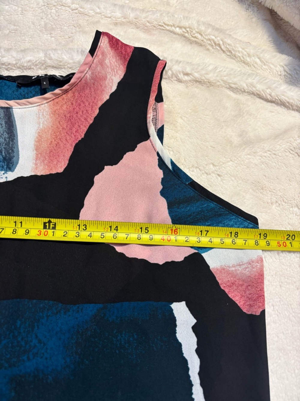 DKNY Blouse Small Sleeveless Colorblock Abstract Pink Black Green White Lightwt - Picture 12 of 13